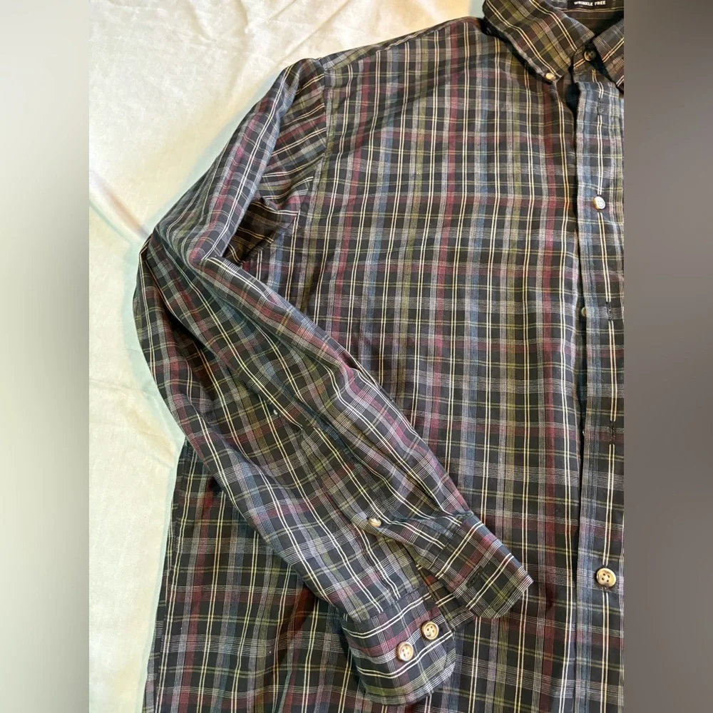 Consensus long‎ sleeve button up